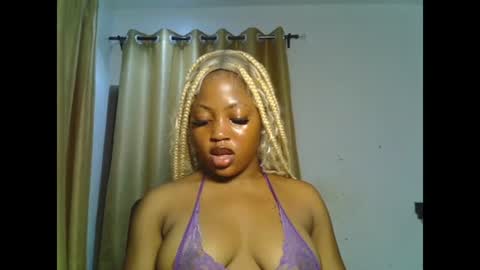 Snapshot of sweetmila9 chatting on 7, 7, 2026 sweetmila9 online show from 7, 7, 2026