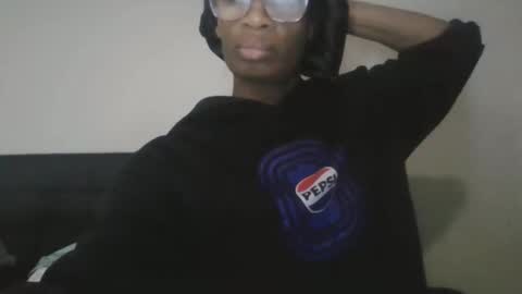 Snapshot of sweetness_cool chatting on 5, 2, 2026 sweetness_cool online show from 5, 2, 2026
