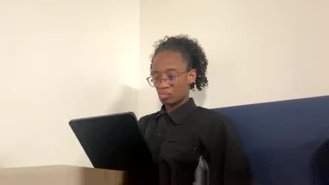 Snapshot of sweetness_cool chatting on 24, 2, 2026 sweetness_cool online show from 24, 2, 2026