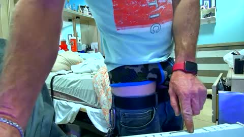 Snapshot of sweetnsexy95 chatting on 20, 2, 2025 WeAim2PZzz online show from 20, 2, 2025