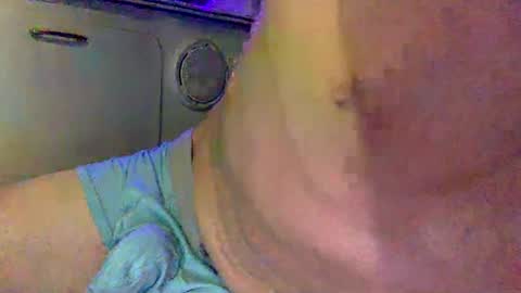 Snapshot of sweetnsexy95 chatting on 26, 2, 2025 WeAim2PZzz online show from 26, 2, 2025