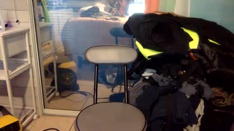 Snapshot of sweetnsexy95 chatting on 2, 3, 2025 WeAim2PZzz online show from 2, 3, 2025