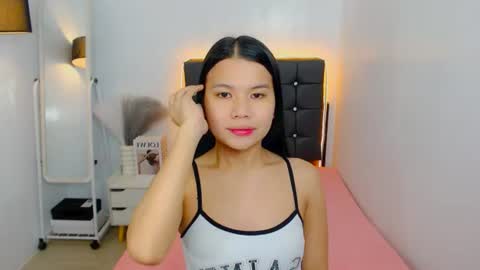 Snapshot of sweetnwildts chatting on 13, 7, 2026 Ghena online show from 13, 7, 2026