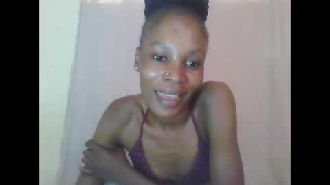 Snapshot of sweetpetite254 chatting on 25, 1, 2025 ESTHER online show from 25, 1, 2025