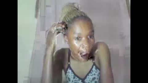 Snapshot of sweetpetite254 chatting on 16, 2, 2025 ESTHER online show from 16, 2, 2025