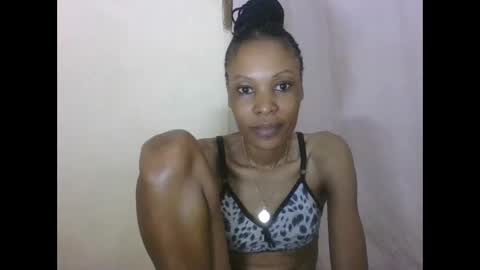 Snapshot of sweetpetite254 chatting on 20, 9, 2025 ESTHER online show from 20, 9, 2025