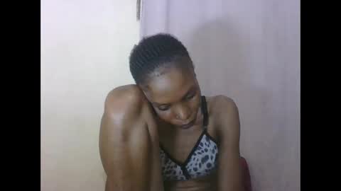 ESTHER online show from 25, 11, 2025