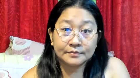 Snapshot of sweetpilipina88 chatting on 15, 6, 2026 MIA online show from 15, 6, 2026