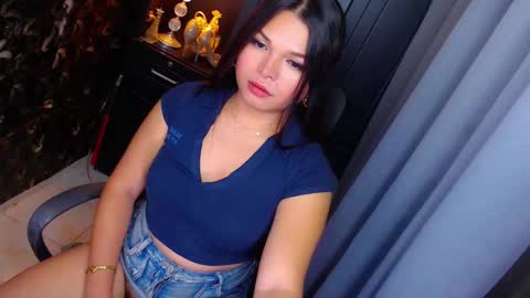 Snapshot of sweetprettyangelts chatting on 9, 12, 2024 angelica online show from 9, 12, 2024