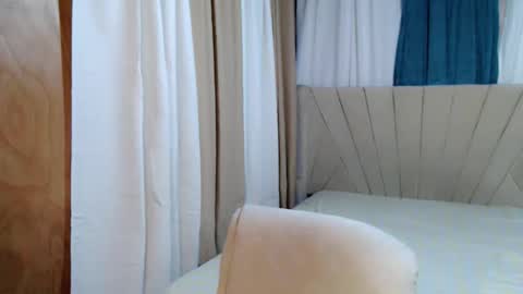 Princess Ella online show from 25, 11, 2025