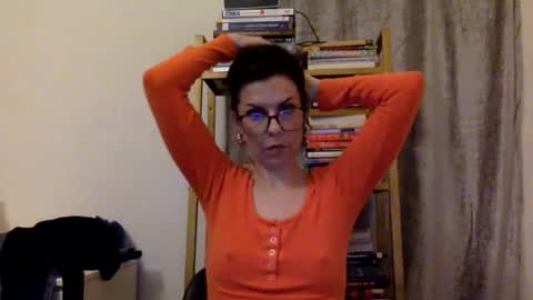 Snapshot of sweetriddance chatting on 25, 11, 2025 sweetriddance online show from 25, 11, 2025