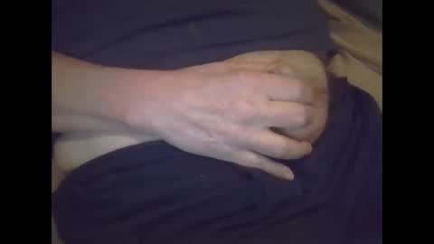 Snapshot of sweetsforu326 chatting on 8, 3, 2025 sweetbrowneyes623 online show from 8, 3, 2025