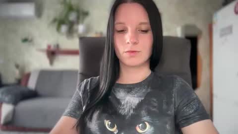 Sweet Shy online show from 3, 6, 2026