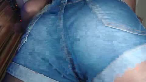 Snapshot of sweetsin_21 chatting on 18, 4, 2026 MEGHAN LOPEZ online show from 18, 4, 2026