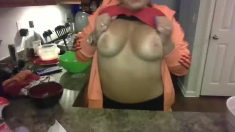 Snapshot of sweetsugar1979 chatting on 5, 12, 2025 sweetsugar1979 online show from 5, 12, 2025