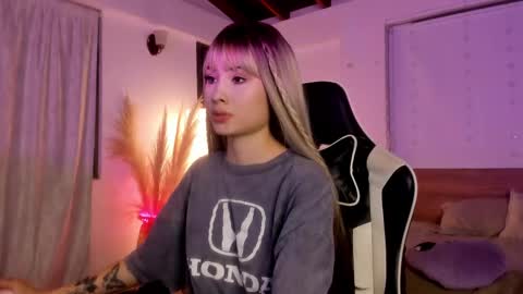 Snapshot of sweett_catt1 chatting on 22, 2, 2025 Cat independent model online show from 22, 2, 2025