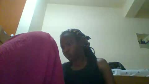 Snapshot of sweett_kimmie chatting on 20, 4, 2026 sweett_kimmie online show from 20, 4, 2026