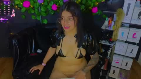 Molly -  INDEPENDENT MODEL online show from 21, 5, 2026