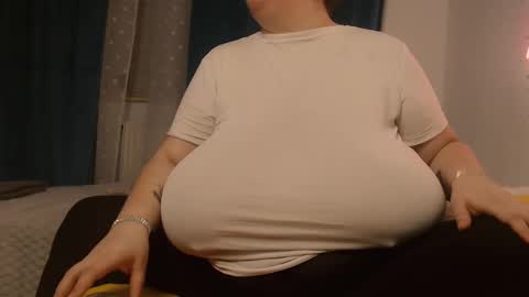 Maya online show from 28, 2, 2025