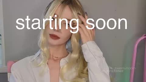 Snapshot of sweetuniporn chatting on 5, 10, 2025 Elis a little vacation Ill be here Saturday my schedules in bio online show from 5, 10, 2025