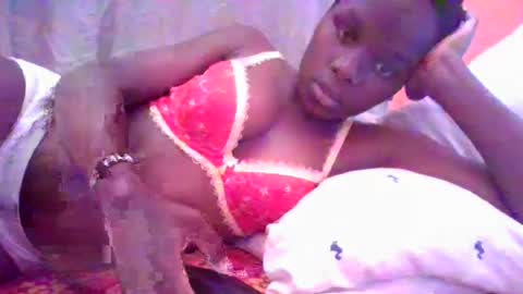 Snapshot of sweetvallerie chatting on 13, 7, 2026 sweetvallerie online show from 13, 7, 2026