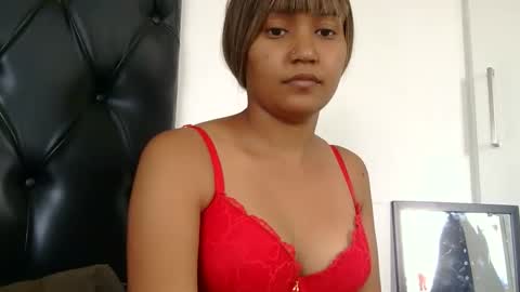 Snapshot of sweetwhisper4u chatting on 3, 6, 2026 katie online show from 3, 6, 2026