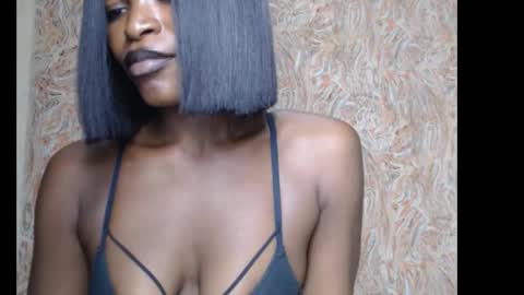 sweetxxboobsx online show from 27, 9, 2025
