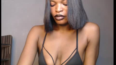 Snapshot of sweetxxboobsx chatting on 19, 4, 2026 sweetxxboobsx online show from 19, 4, 2026
