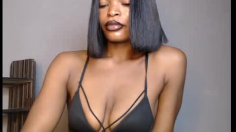 Snapshot of sweetxxboobsx chatting on 26, 4, 2026 sweetxxboobsx online show from 26, 4, 2026