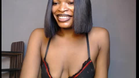Snapshot of sweetxxboobsx chatting on 19, 5, 2026 sweetxxboobsx online show from 19, 5, 2026