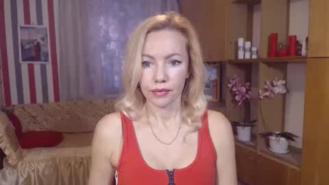 Snapshot of sweety_friend chatting on 3, 12, 2025 Sweety friend online show from 3, 12, 2025