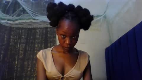 Snapshot of sweety_melanin chatting on 4, 5, 2026 Vickky online show from 4, 5, 2026