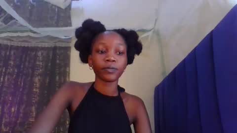 Snapshot of sweety_melanin chatting on 7, 5, 2026 Vickky online show from 7, 5, 2026