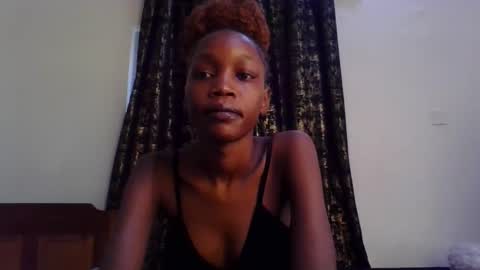 Snapshot of sweety_melanin chatting on 27, 5, 2026 Vickky online show from 27, 5, 2026