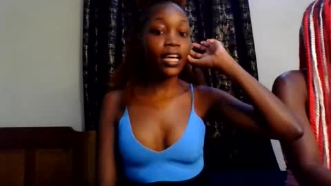 Snapshot of sweety_melanin chatting on 29, 5, 2026 Vickky online show from 29, 5, 2026