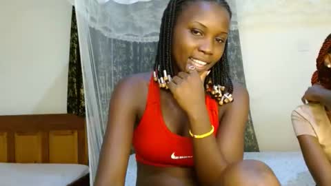 Snapshot of sweety_spixxy chatting on 23, 4, 2026 Dolly online show from 23, 4, 2026