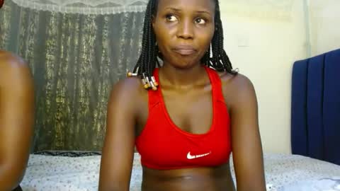 Snapshot of sweety_spixxy chatting on 29, 4, 2026 Dolly online show from 29, 4, 2026