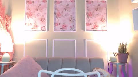 Snapshot of sweetylally chatting on 10, 2, 2026 LAURA online show from 10, 2, 2026