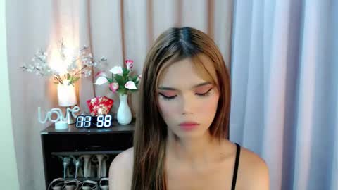 Snapshot of sweetytrannygirlxx chatting on 3, 10, 2025 Megan online show from 3, 10, 2025