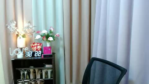 Snapshot of sweetytrannygirlxx chatting on 14, 11, 2025 Megan online show from 14, 11, 2025