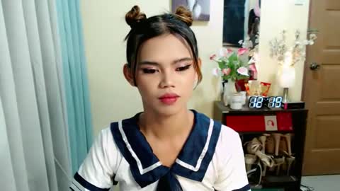 Snapshot of sweetytrannygirlxx chatting on 5, 5, 2026 Megan online show from 5, 5, 2026