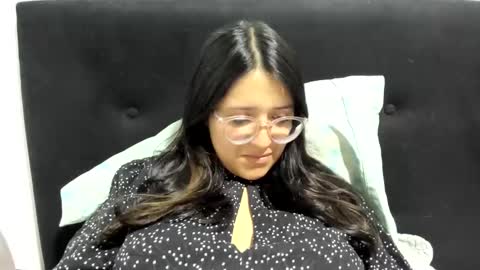 sweetyypeach online show from 5, 12, 2024