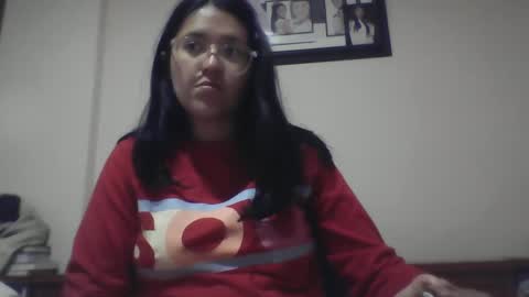 sweetyypeach online show from 8, 12, 2024