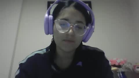 sweetyypeach online show from 3, 2, 2025