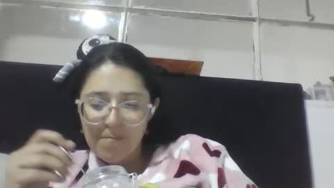 sweetyypeach online show from 21, 11, 2025