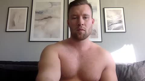 Snapshot of swekingxx chatting on 18, 2, 2025 swekingxx online show from 18, 2, 2025