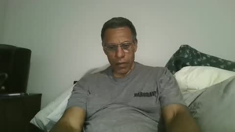 swimmerbod2495 online show from 24, 4, 2026