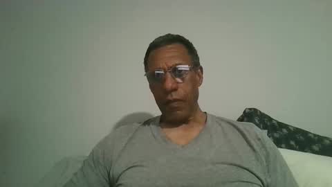 swimmerbod2495 online show from 27, 4, 2026