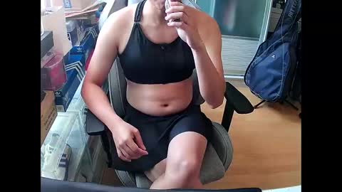 Snapshot of swimsuitloves chatting on 2, 11, 2025 swimsuitloves online show from 2, 11, 2025