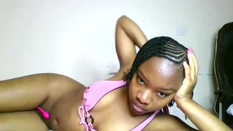 Snapshot of swit_candy chatting on 29, 5, 2026 Candy online show from 29, 5, 2026